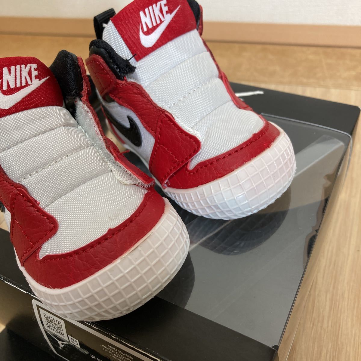 【未使用】NIKE ナイキAIR JORDAN 1 CRIB BOOTIE WHITE/BLACK-VARSITY RED シカゴカラー サイズ1c 7cm キッズ ベビー AT3745-163_画像5