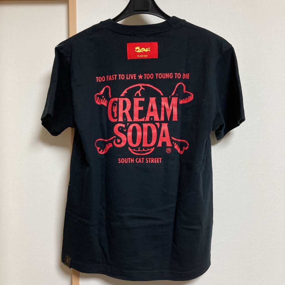 【極美品】CREAM SODA クリームソーダ 50周年記念Tシャツ ブラック Sサイズ ピンクドラゴン 希少_画像2