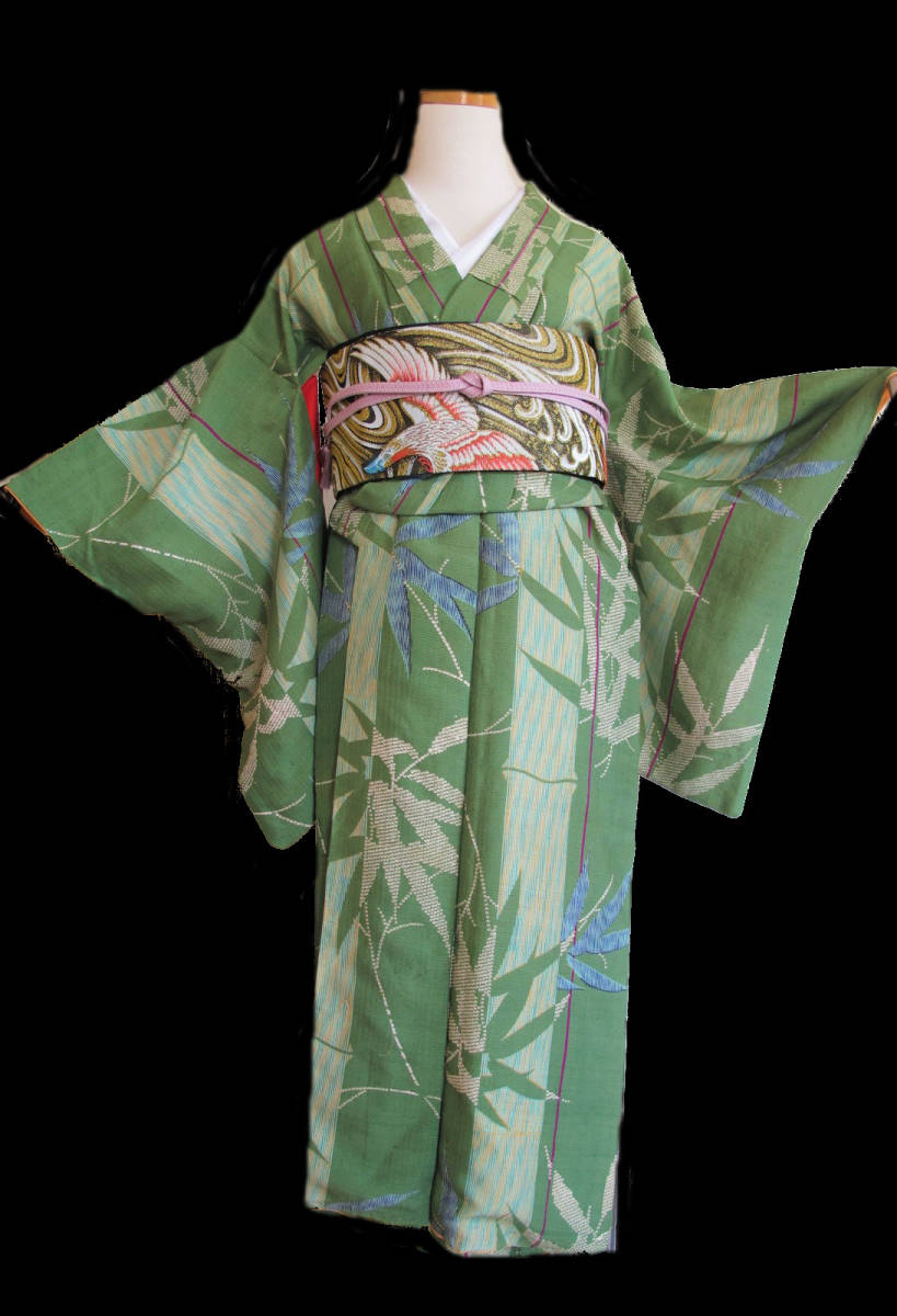  зеленый . бамбук . античный кимоно retro ..