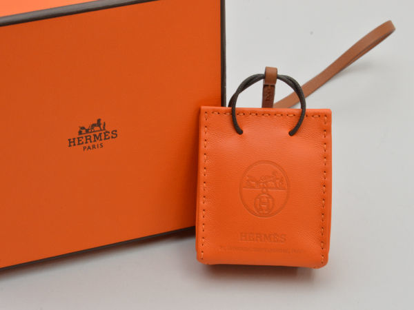 超お買い得！】 オランジュ サック HERMES エルメス バッグチャーム F