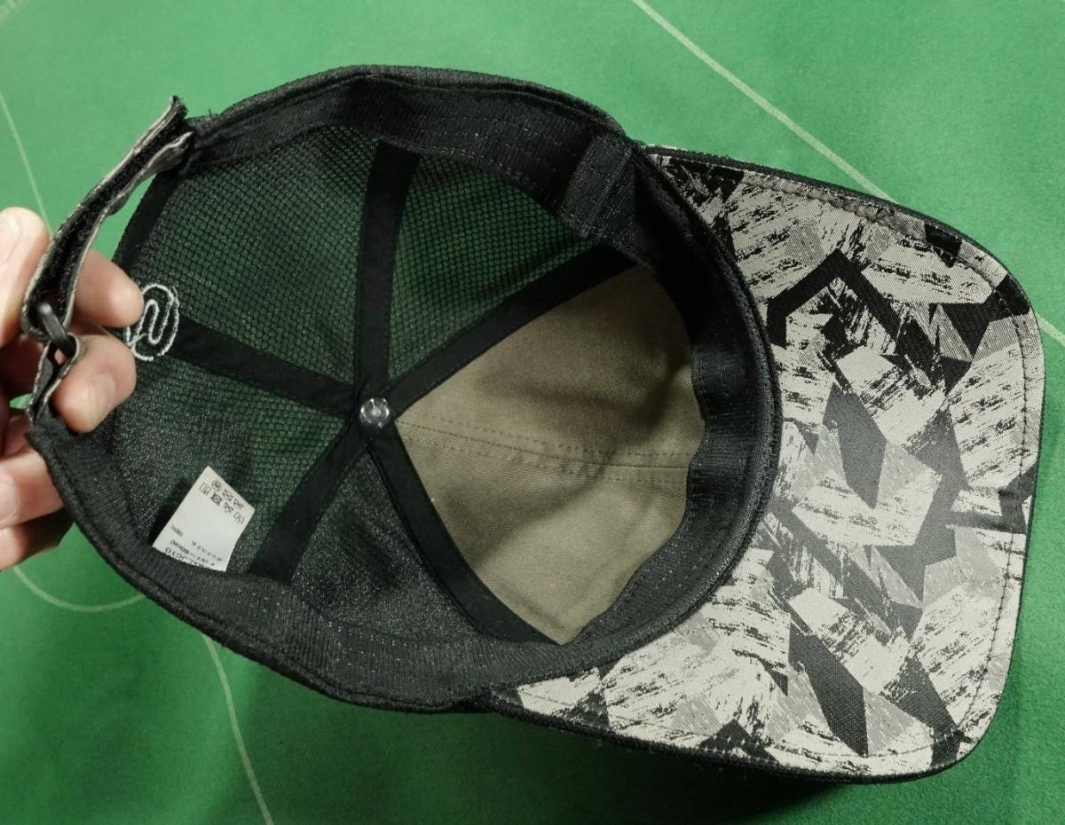 ^SKINS Skins polyester 100% 6 panel mesh cap geometrical pattern / black velcro free beautiful goods!!!^