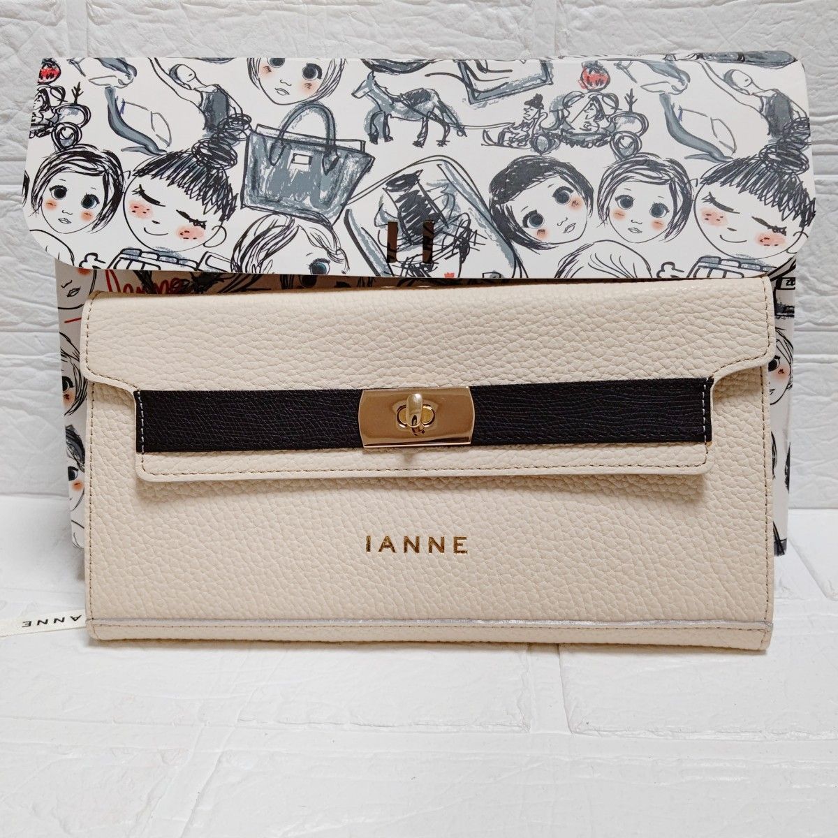 人気 ienne ティアラ お財布ショルダーバッグ ウォレットバッグ 長財布