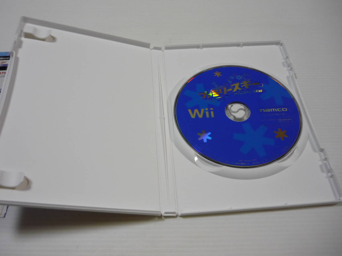 [管00]【送料無料】ゲームソフト Wii ファミリースキー RVL-P-RSQJ 任天堂