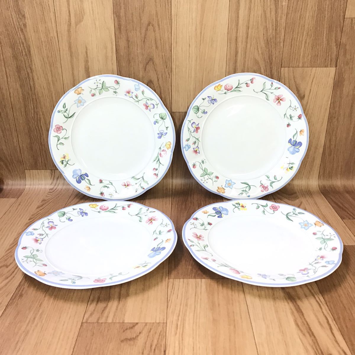 送料無料/良品/VILLEROY＆BOCH ビレロイ＆ボッホ 26.5cm プレート 4枚セット 花柄 ホワイト系/洋食器 プレート皿 ディナープレート 大皿 皿