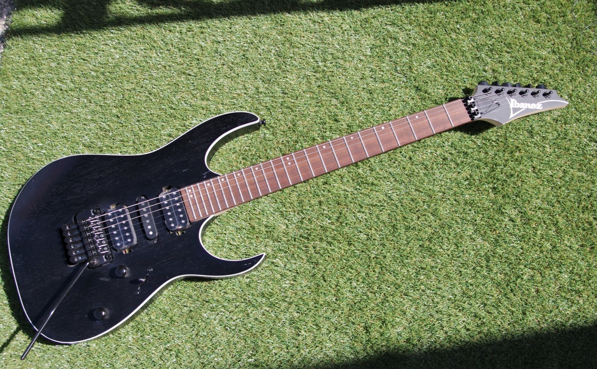 Ibanez RG370ZB Ibanez RG electric guitar used present Ibanez RG370ZB Ibanez RG electric guitar used present