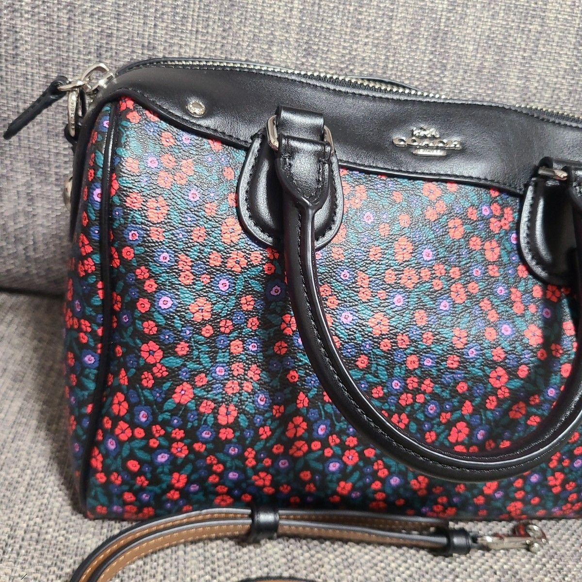 COACH 2way　ショルダーバッグ　ミニボストンバッグ　花柄　ブラック　ボストン　カバン　