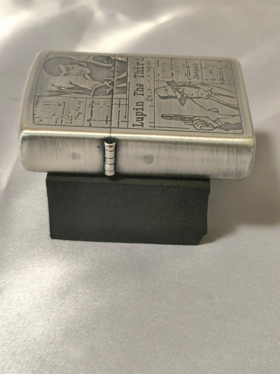 ルパン三世　ルパンと銭形警部　zippo　№0773　2000年製 K XVI