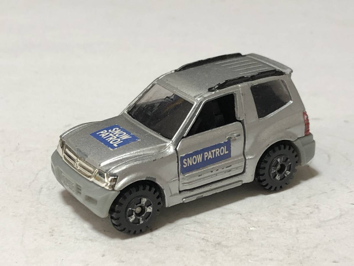 トミカ TOMICA 三菱 ミツビシ パジェロ スノーパトロールカー MITSUBISHI PAJERO 1999 中国製 NO.30 タカラトミーの画像1