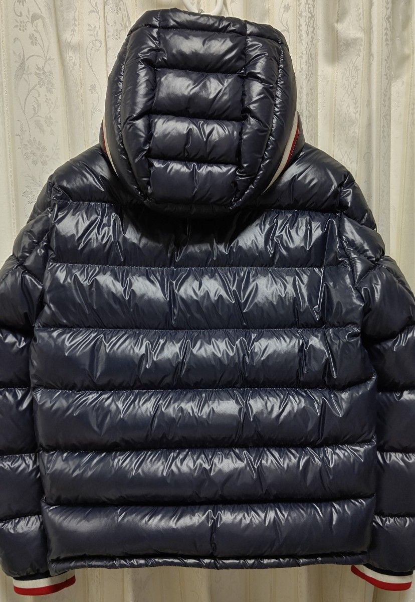 【中古美品】　MONCLER　モンクレール　ALBERIC　アルベリック　ダウンジャケット