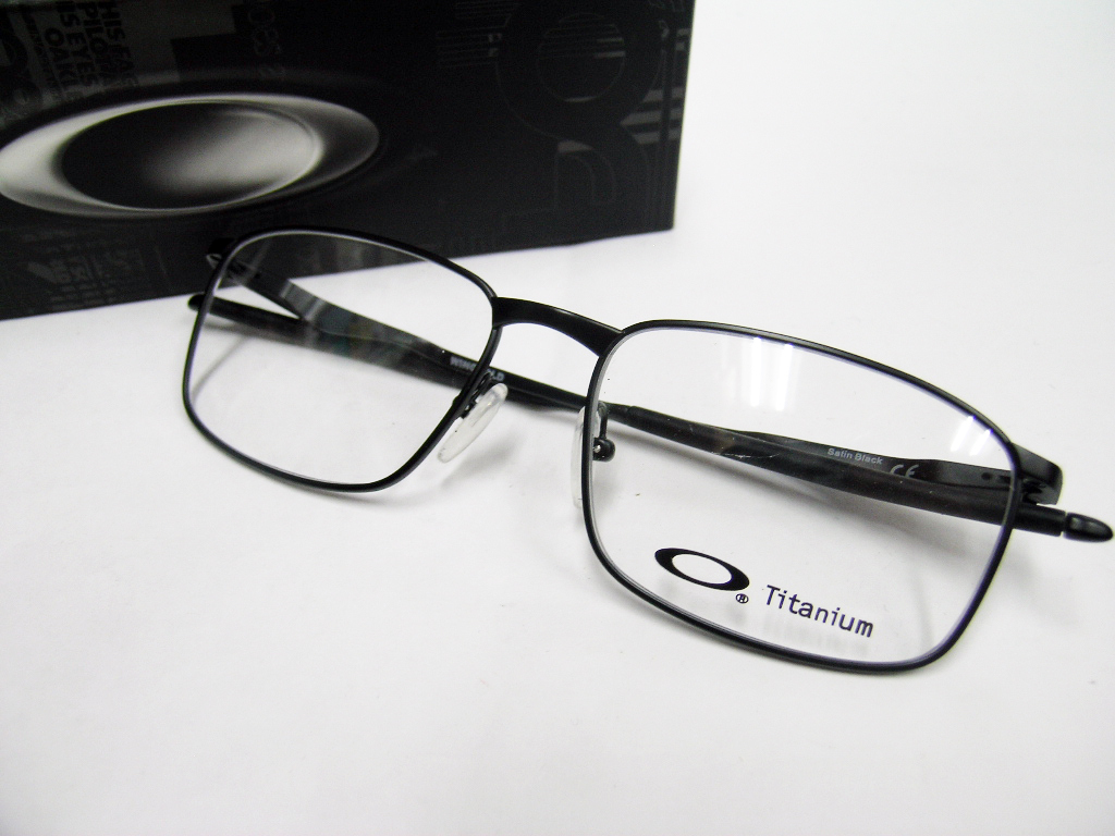 OAKLEYジャパン 正規品 眼鏡フレーム WINGFOLD OX5100-0154 マットブラック　黒　軽量チタン　新品_画像1