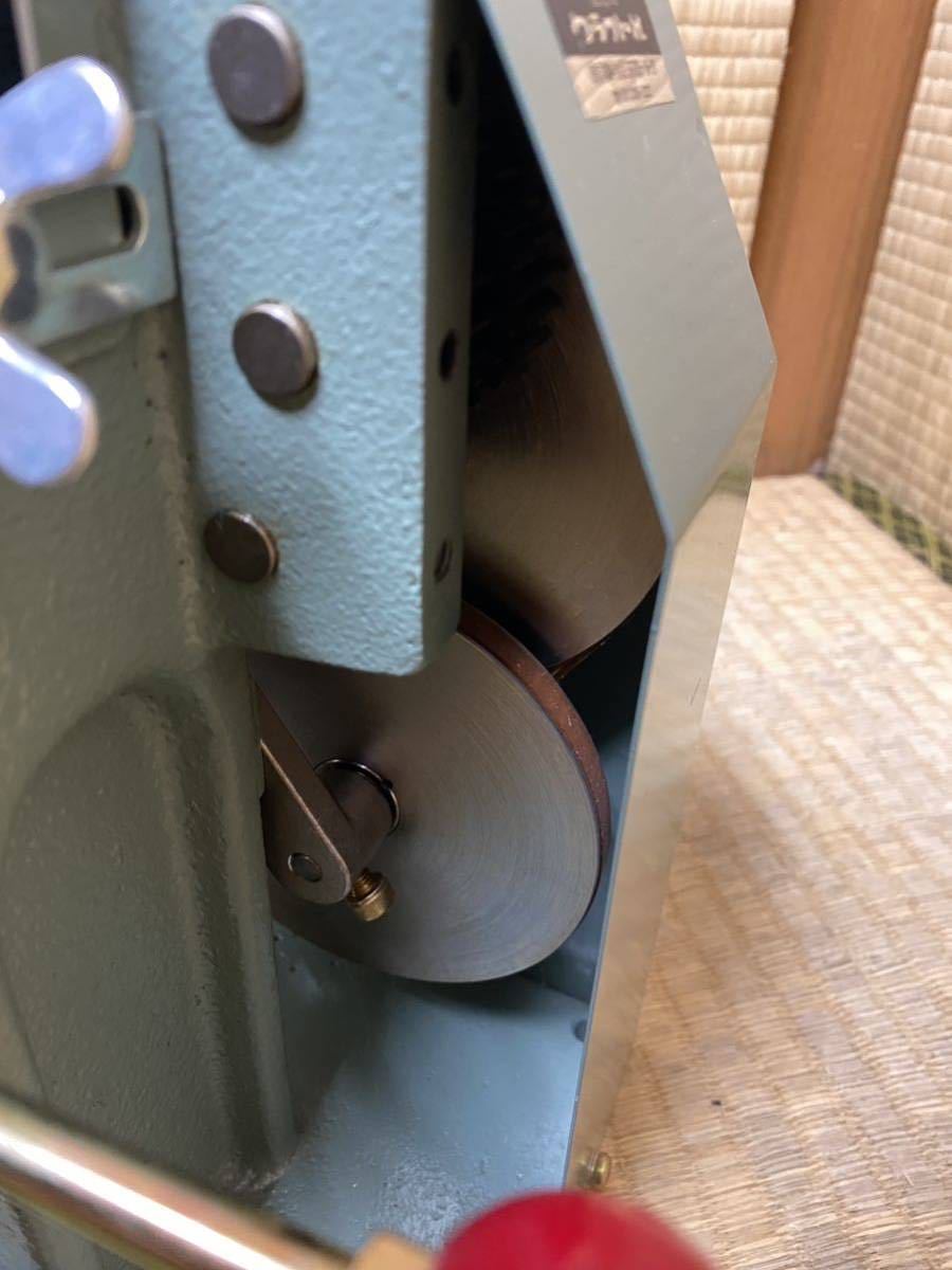 希少 コンパクト 革漉き機 LAKUHNI-II ラクーニⅡ クラフト社 現状品