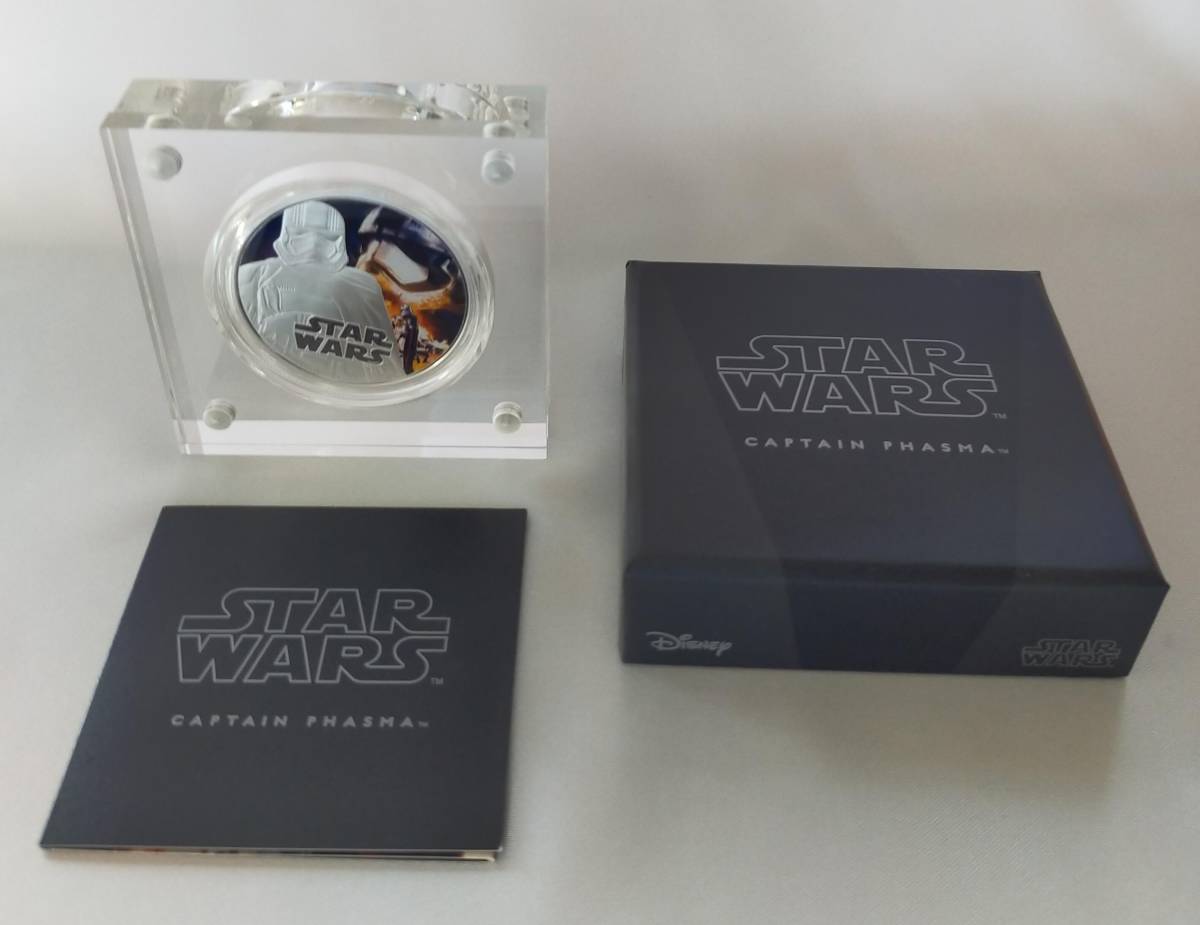 スターウォーズ　フォースの覚醒　キャプテンファズマ　1オンス　銀貨　2016年　限定10000　COA・展示ケース・元箱付　ニウエ国　_画像6