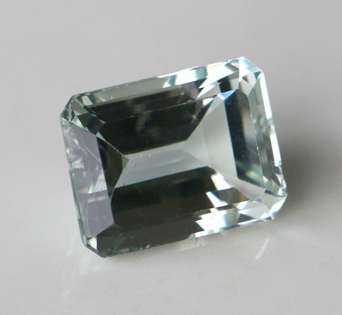 天然石 32ct ホワイトトパーズ オクタゴン ルース ブラジル産の画像4