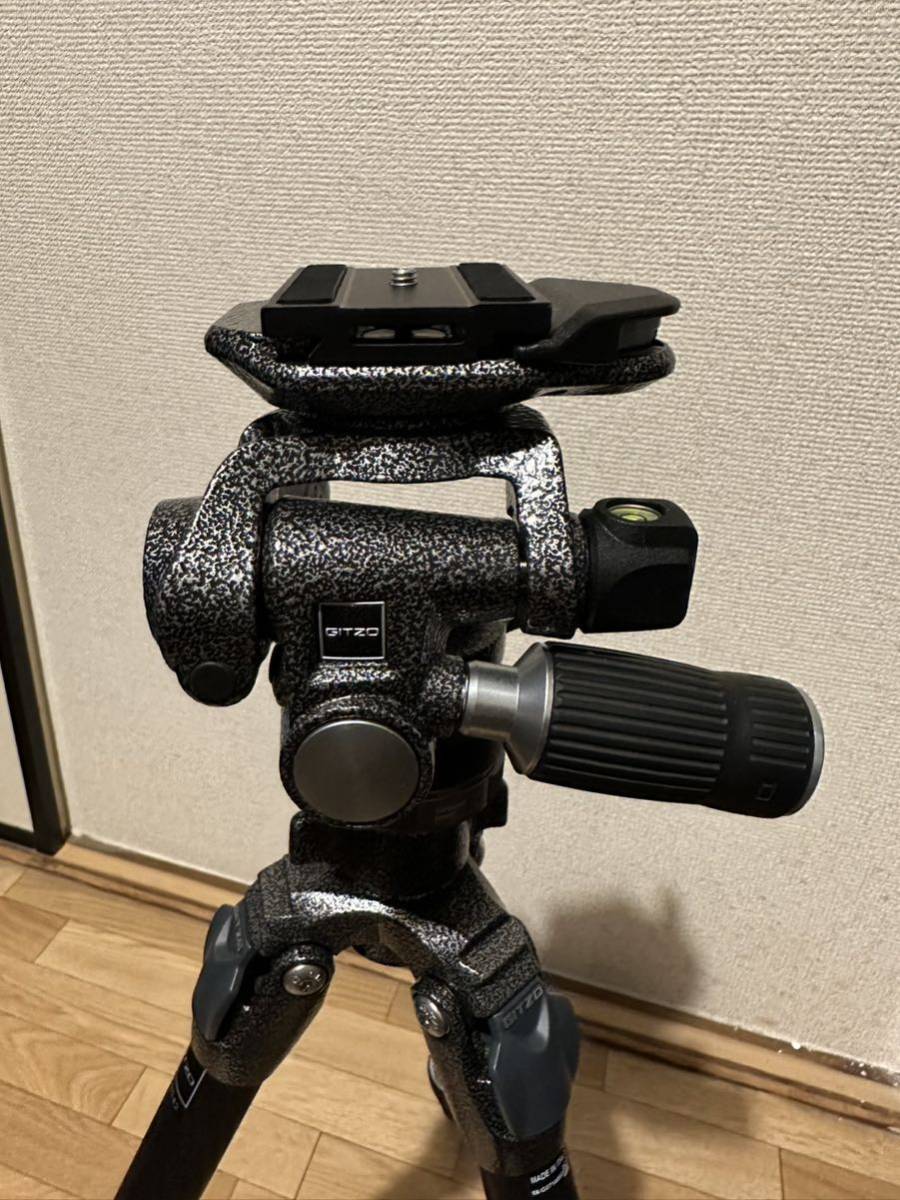 すフルード ジッツオ マウンテニア三脚GT2542 + 雲台GHF3Wキット Gitzo