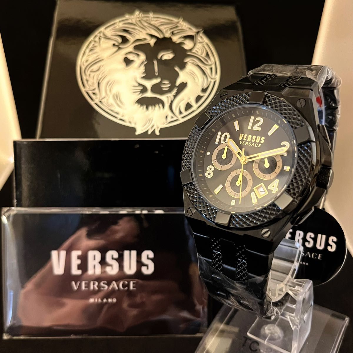 ブラック色 Versus Versace/ベルサーチ/メンズ腕時計/新品未使用