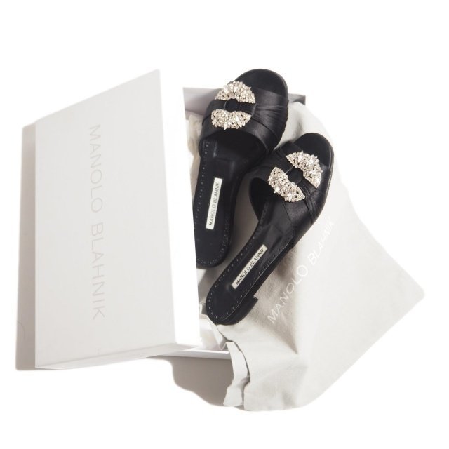 K8039P ▽MANOLO BLAHNIK マノロブラニク▽ PRALINA ビジュー サテン