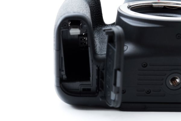 12613☆美品☆ Canon キヤノン EOS 9000D ボディ デジタルカメラ
