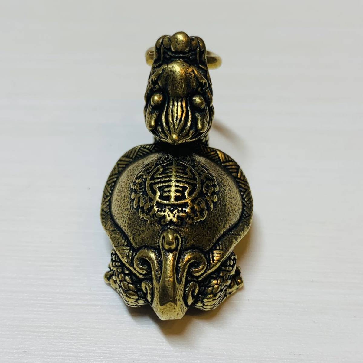 WX655中国文化 ミニ竜亀 玄武亀 古銅 工芸品 開運 風水の置物 外国硬貨 海外記念メダル硬貨 重さ約52g_画像5