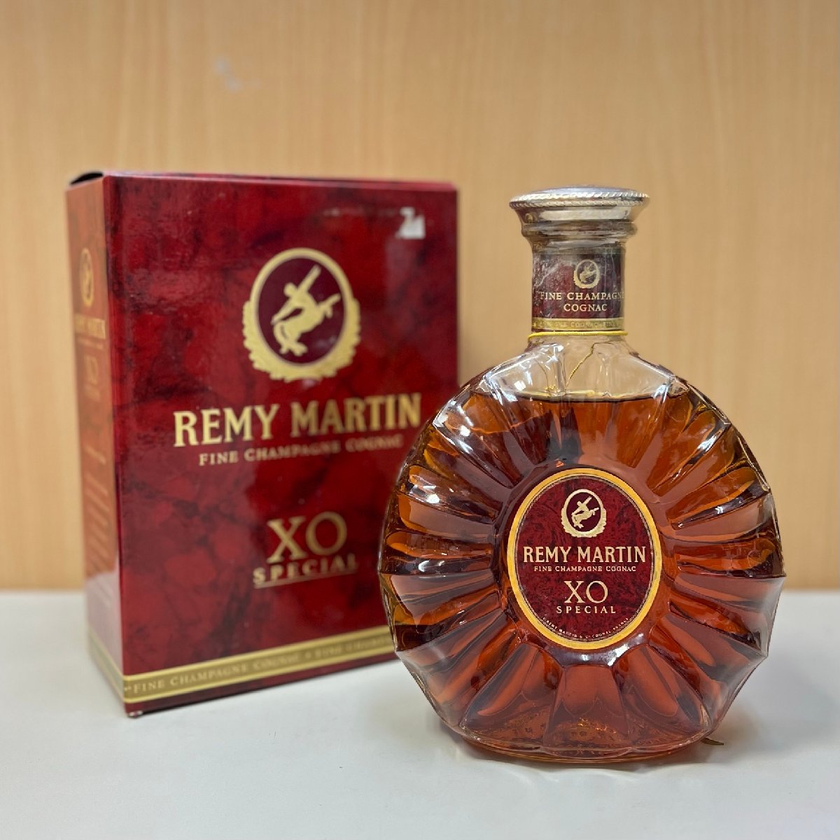 古酒】REMY MARTIN / レミーマルタン◇XO◇700ｍｌ◇コニャック◇箱付き-