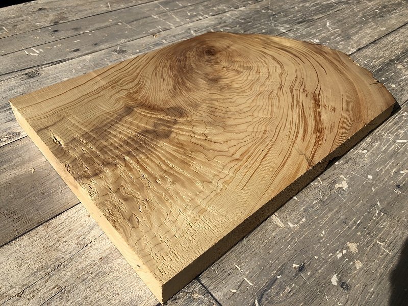 DL846A】台湾檜 475×～295×32㎜ 桧 ヒノキ 板材 一枚板 材料 天然木