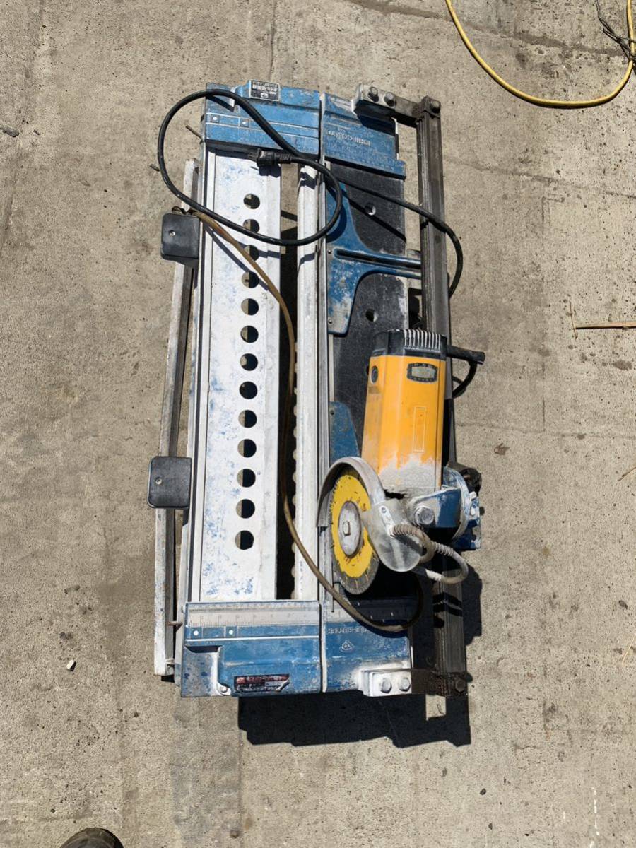 人気の新作 石井超硬工具 BIGパワー タイル切断機 B型 タイルカットグラインダ その他 人気の新作 石井超硬工具 BIGパワー タイル切断機 B型 タイルカットグラインダ その他