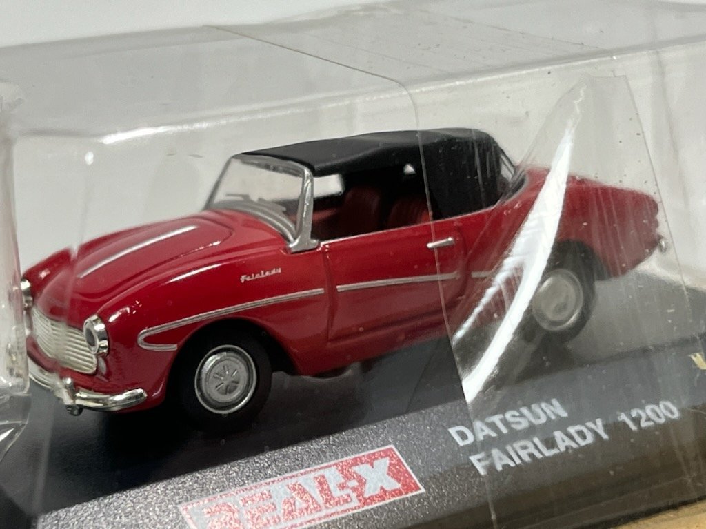 REAL-X 1/72 DATSUN Fairlady 1200 красный Secret 
