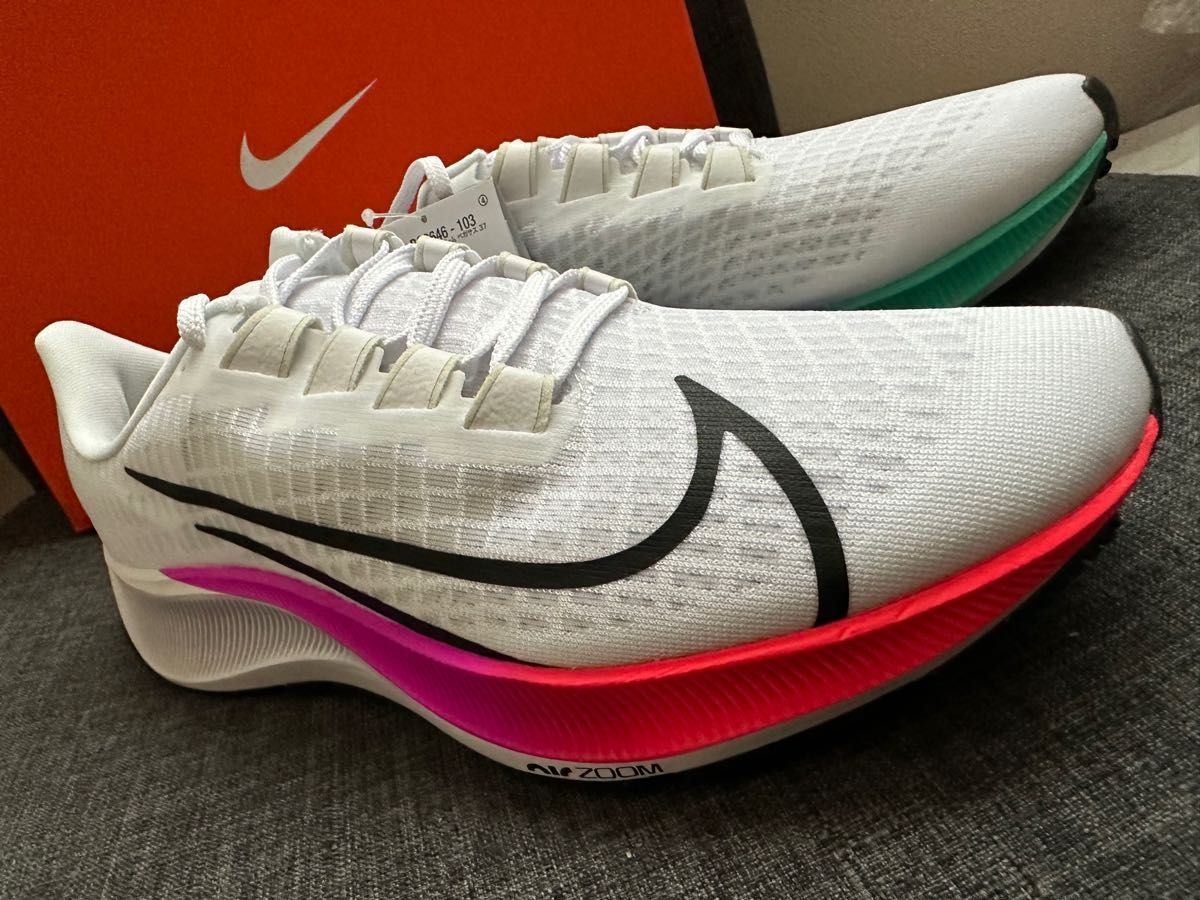 新品未使用 ナイキ(NIKE)エアズームペガサス37/オリンピック 新品未使用 ナイキ(NIKE)エアズームペガサス37/オリンピック