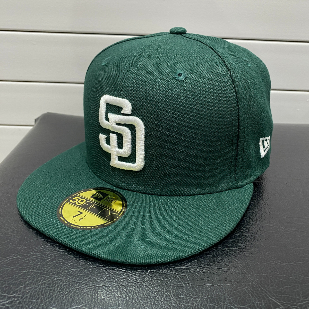 USA正規品 【7.1/2】 限定カラー NEWERA ニューエラ SD PADRES サンディエゴ パドレス 59FIFTY エバーグリーン ダルビッシュ MLB (23-7)_画像1