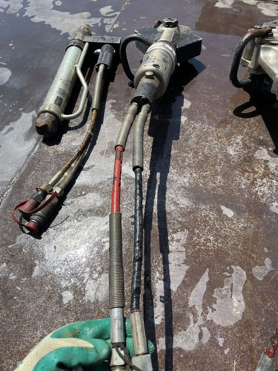 WEBER HYDRAULIK 油圧式 レスキューカッターセットです WEBER HYDRAULIK 油圧式 レスキューカッターセットです