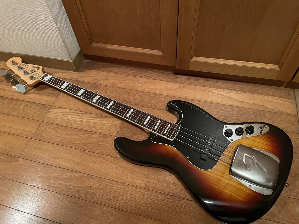 Fender Japan JB75R