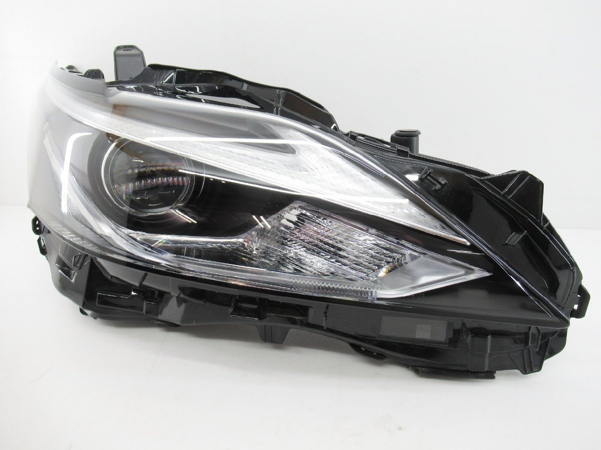 売り切り】 レクサス CT200h ZWA10 後期 純正 右 ヘッドライト LED