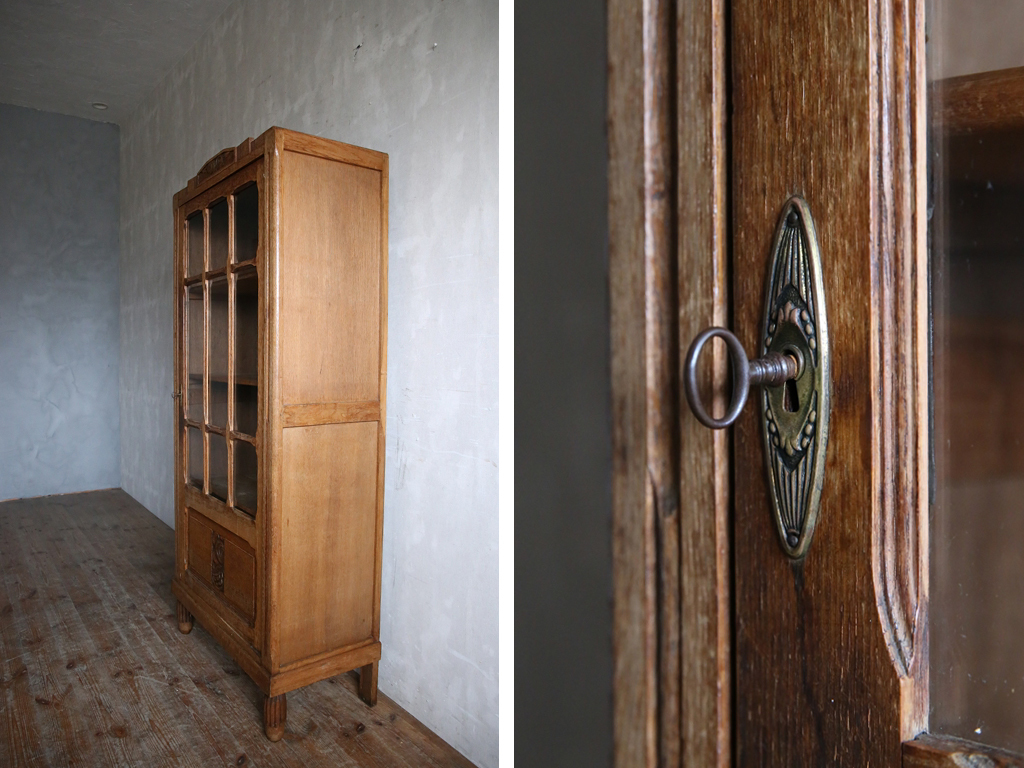  France antique * old tree display cabinet / wooden cupboard / bookcase / glass storage / showcase / display shelf / store furniture / French Vintage furniture 