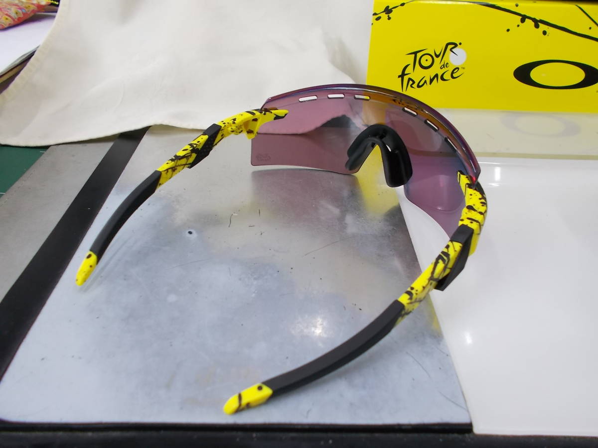 OAKLEY オークリー ENCODER STRIKE VENTED OO9235-0739 サングラス TDF