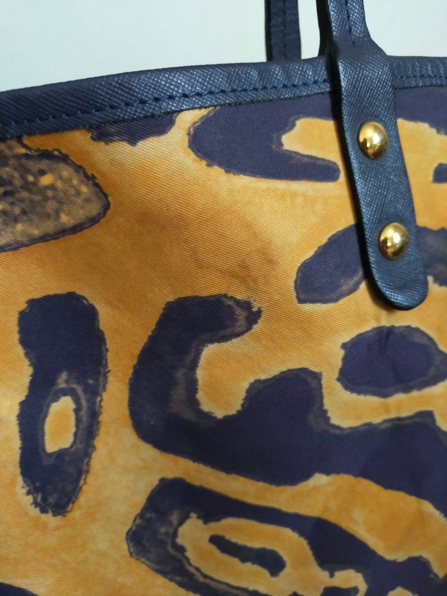 EMILIO PUCCI Emilio Pucci большая сумка ручная сумочка . какой . рисунок Италия производства Italy