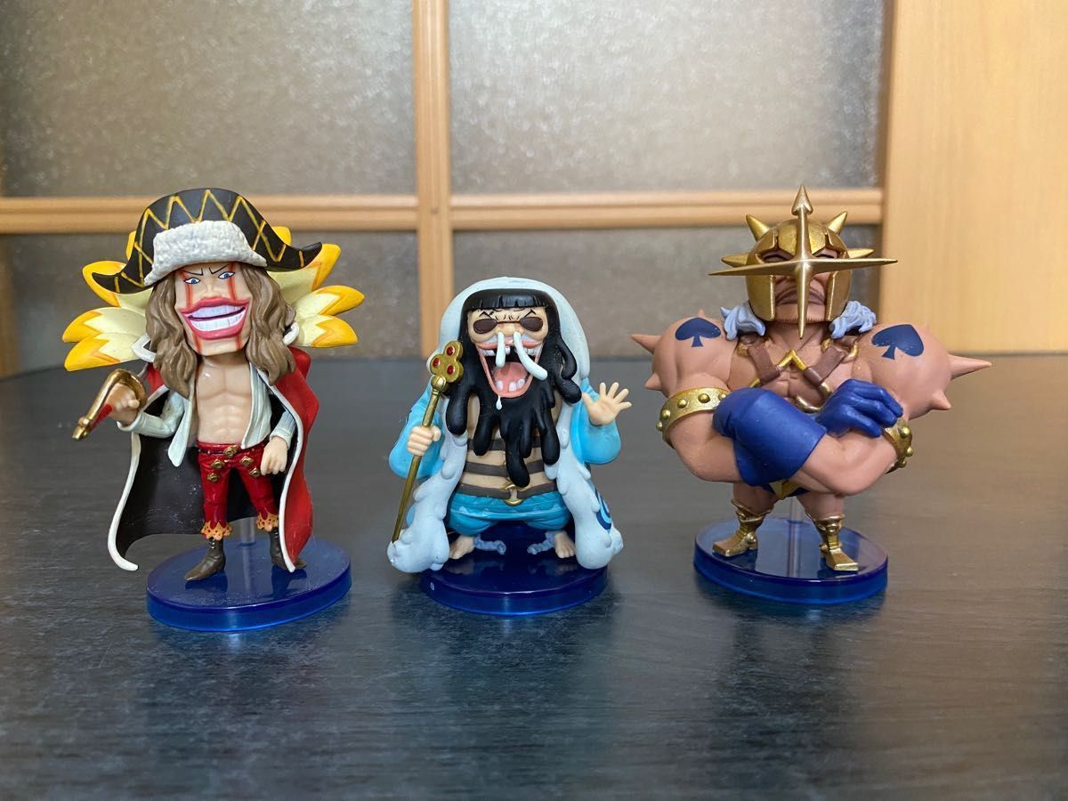 ワンピース ワールドコレクタブルフィギュア ワーコレ ドフラミンゴ