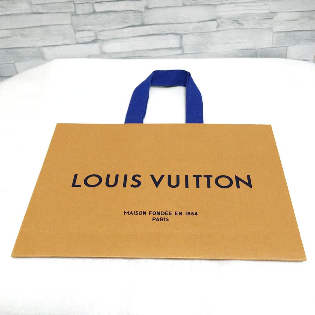 テレビで話題 LOUIS VUITTON 紙袋 4枚セット ルイヴィトン ショッパー 紙袋 7枚セット