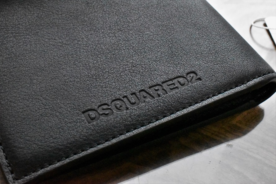 DSQUARED2 ディースクエアード ICON leather Bi-fold wallet コインレス スムースレザー 二つ折り 財布 未使用の画像3