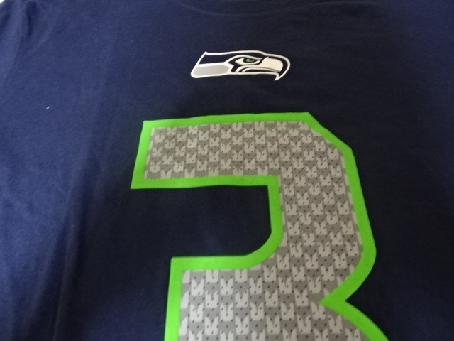 USA購入 ナイキ製 NFLアメフト シアトル シーホークス【Seattle Seahawks】ラッセル ウィルソン【Russell Wilson】No.3 TシャツUS M_画像4