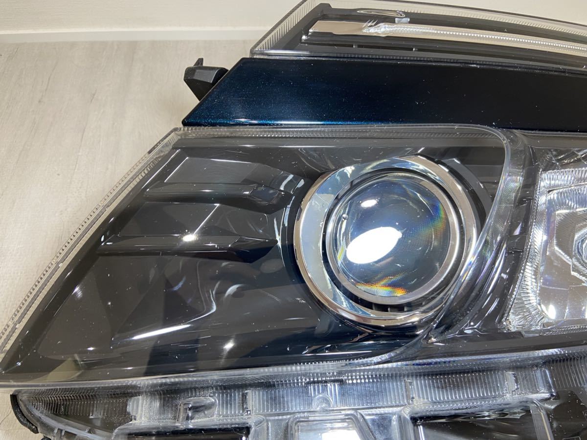 破損なし】VOXY ヴォクシー ZRR80W ZRR80G 前期 ヘッドライト ヘッド