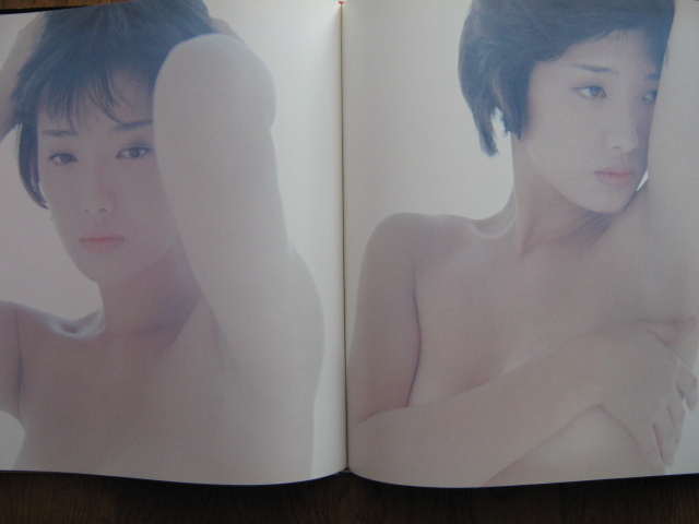  Yamaguchi Momoe large size semi nude photoalbum * 100 .* premium book@* two or more successful bids price . equipped *.pochi&... cut equipped *2 point eyes after successful bid from 50 jpy by discount 