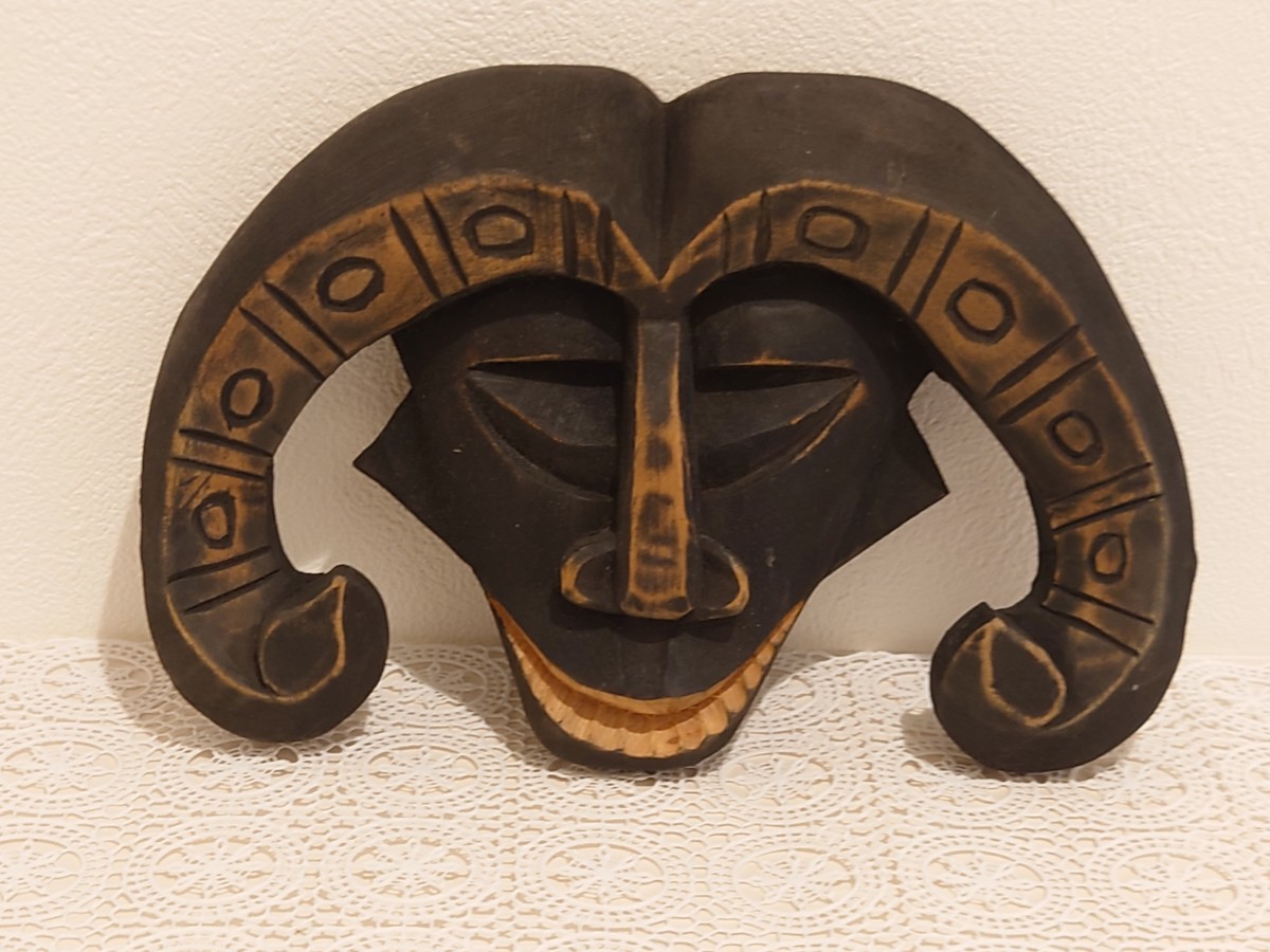 木製　アフリカ土産　仮面飾り