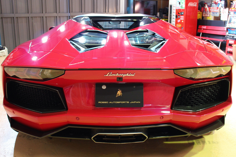 27 year Lamborghini Aventador Roadster OP color rosso targa white leather 