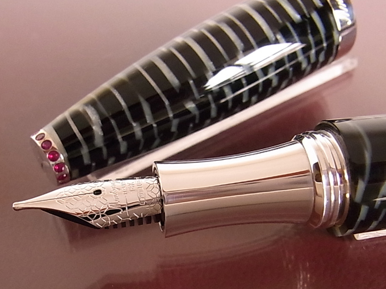 MONTEGRAPPA】 モンテグラッパ ビューティーブック レディ MONTEGRAPPA】 モンテグラッパ ビューティーブック レディ