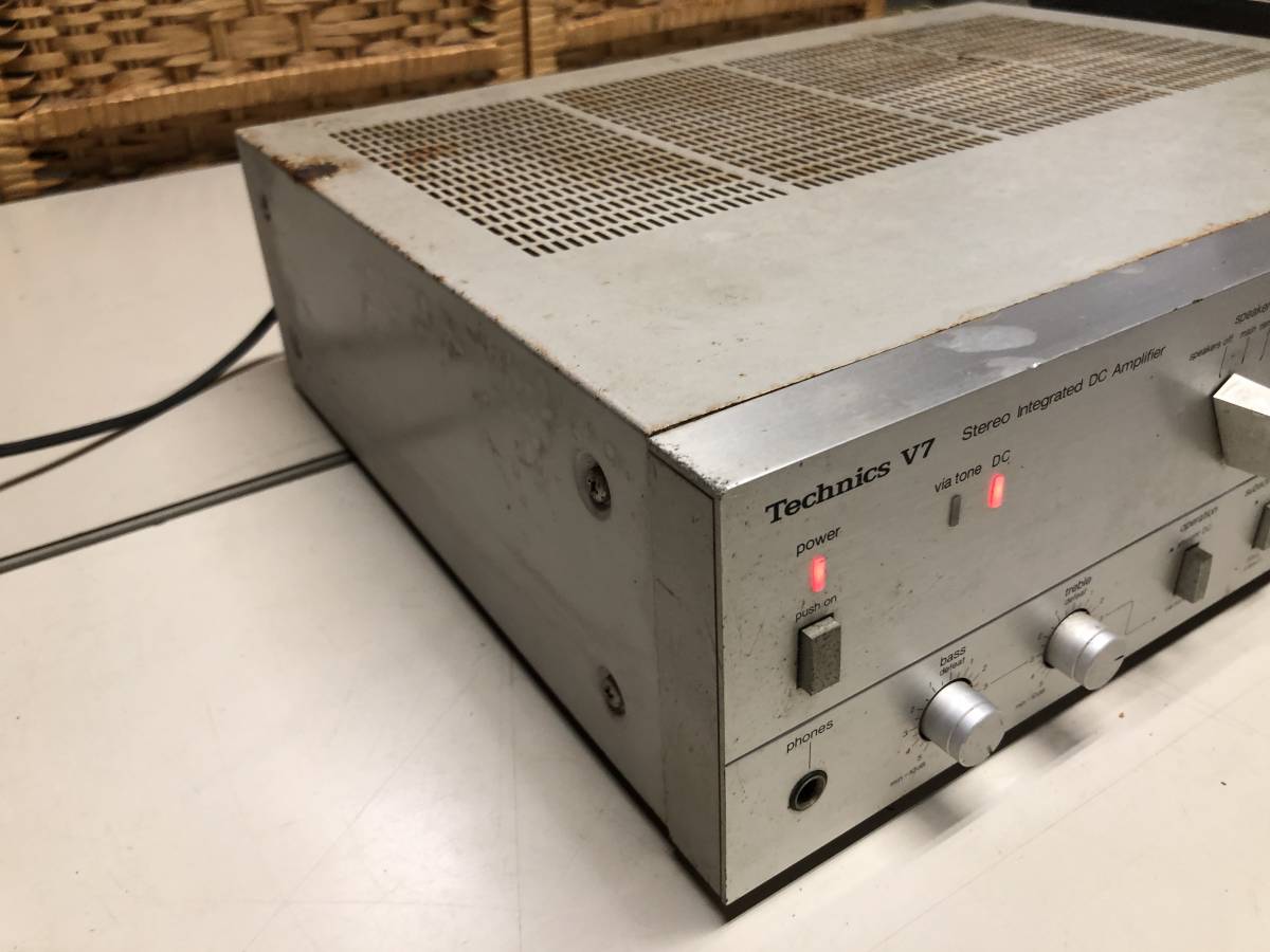 YU-1178 Technics テクニクス プリメインアンプ SU-V7 オーディオ機器 通電確認済み 現状 宮崎 ヤ/120の画像3