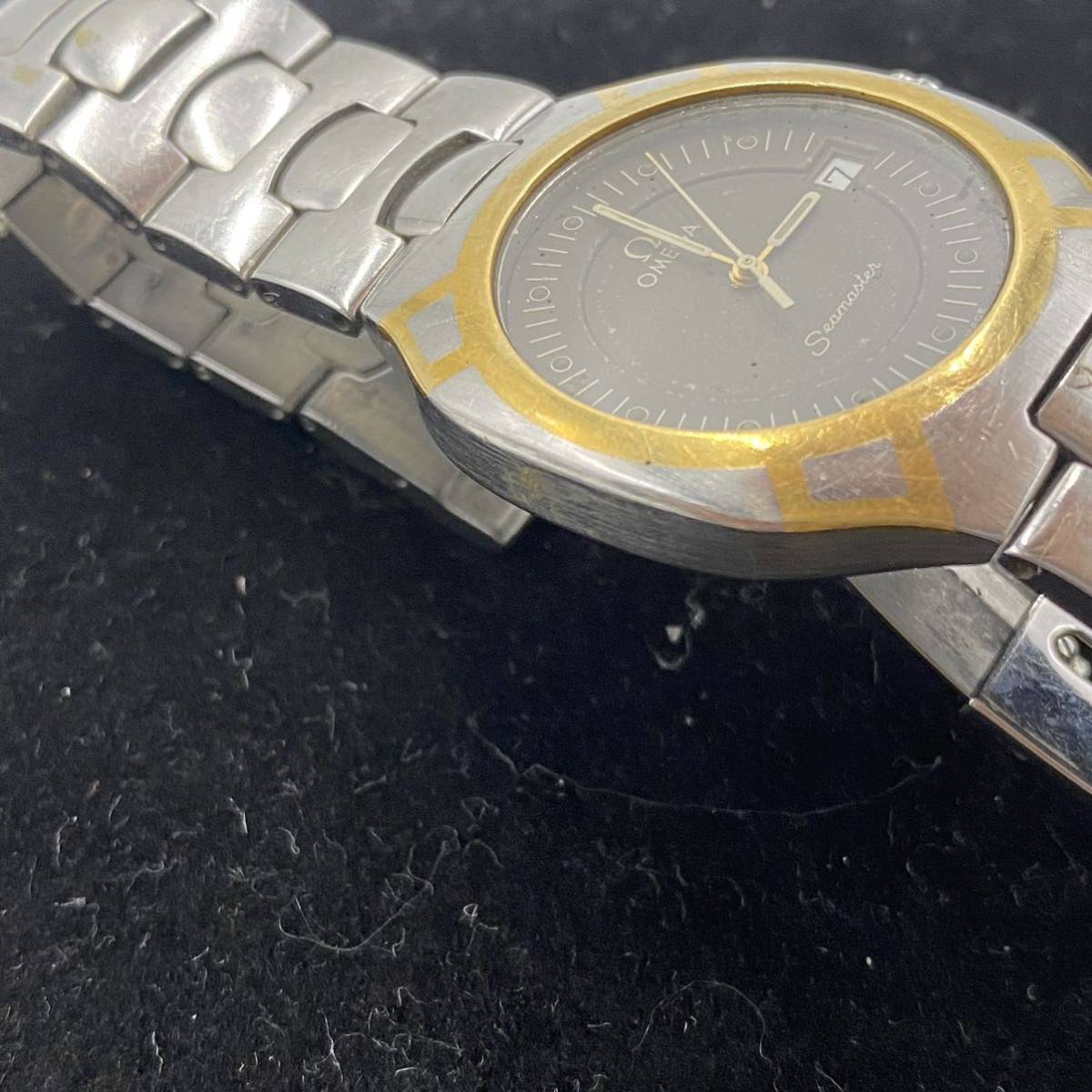 ☆1399 OMEGA オメガ Seamaster シーマスター 1438 黒文字盤 シルバーカラー 腕時計 【中古/現状品/動作未確認】_画像4