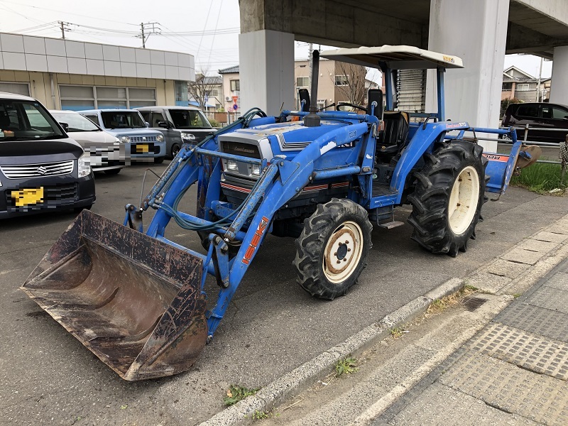 イセキ ISEKI トラクター TA370F フロントローダー付き ルーフ付き ディーゼルエンジン 直接引取り限定