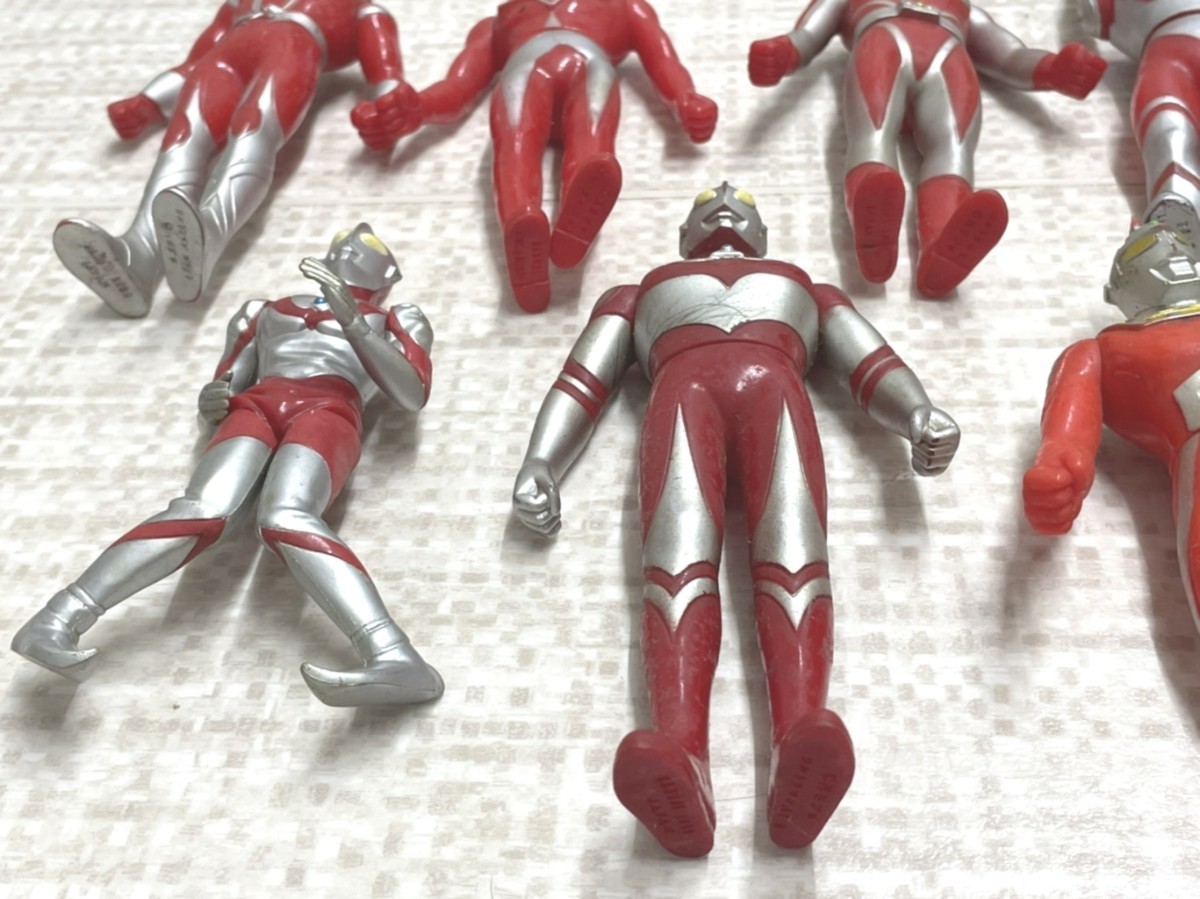 中古品　ウルトラマン　ソフビ　人形　年代物　アンティーク品　円谷プロ　まとめ売り　おもちゃ　2424_画像2