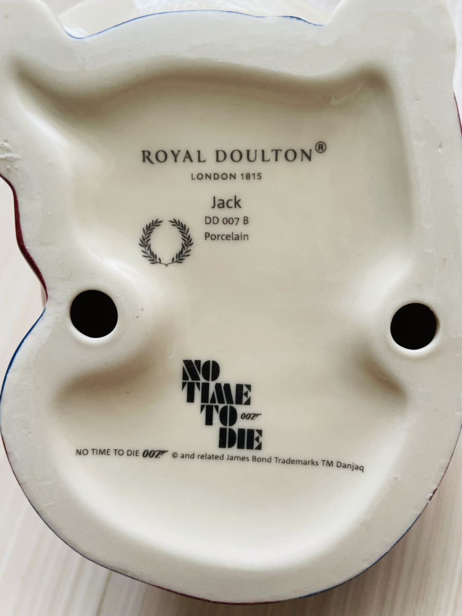 新品 007 ロイヤルドルトン ジャック ザブルドッグ ノータイムトゥダイエディション ROYAL DOULTON Jack the Bulldog  No Time To Die