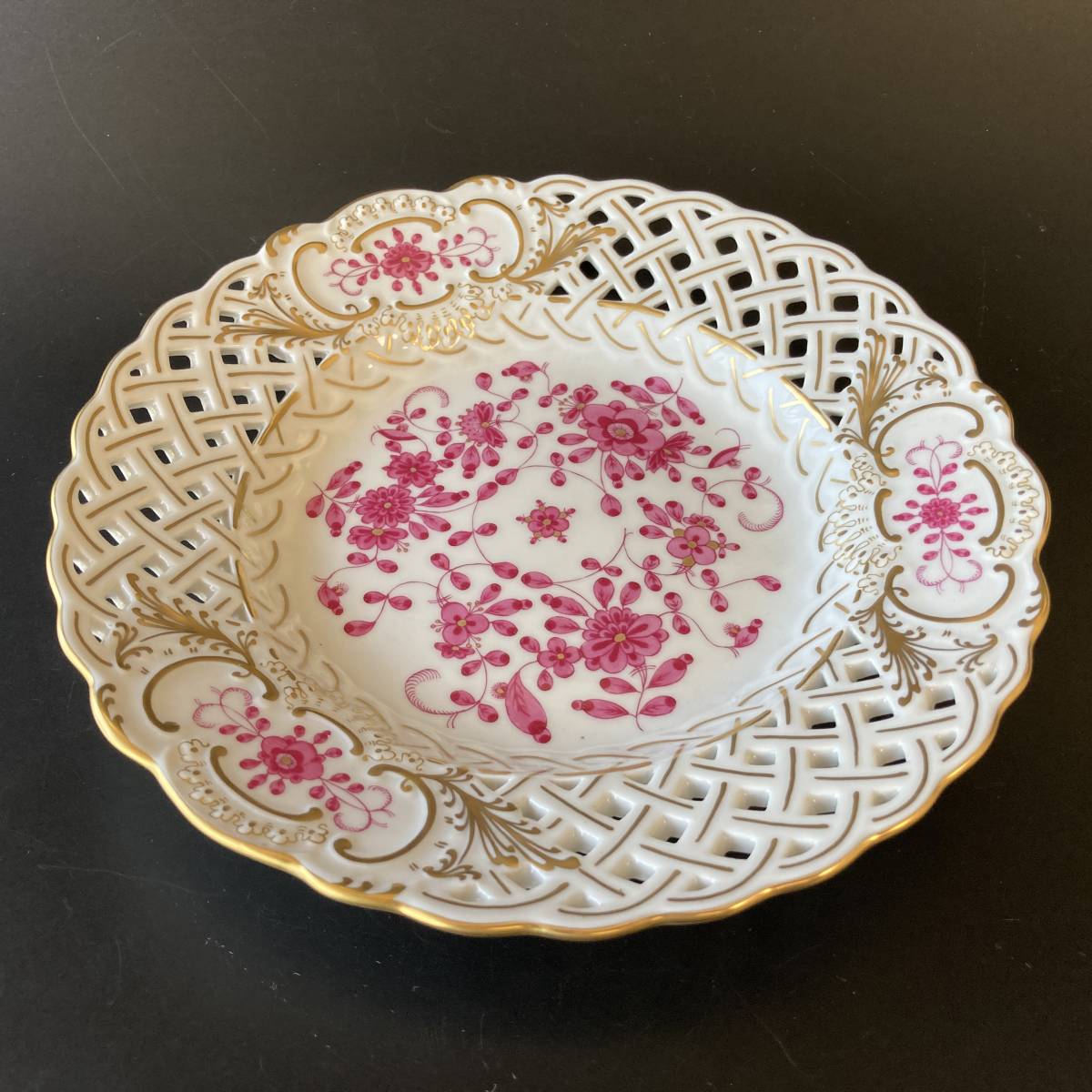 1級品】マイセン meissen インドの華 リッチピンク 金彩 透かし 飾り皿