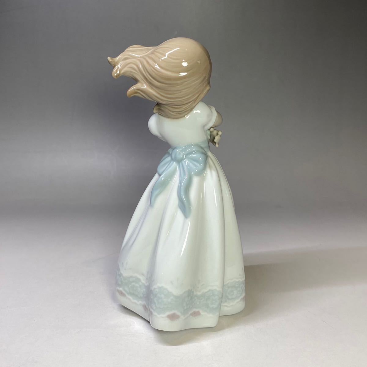 リヤドロ LLADRO 人形 さわやかな風 陶器 - 通販 - hanackenovinky.cz
